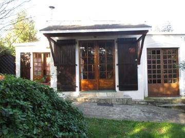 Gîte pour 4 personnes, avec vue et jardin à Habas