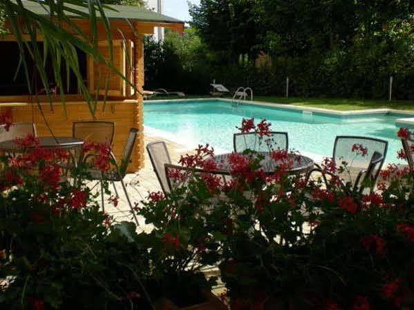 Hôtel pour 2 personnes, avec jardin et vue ainsi que balcon et piscine