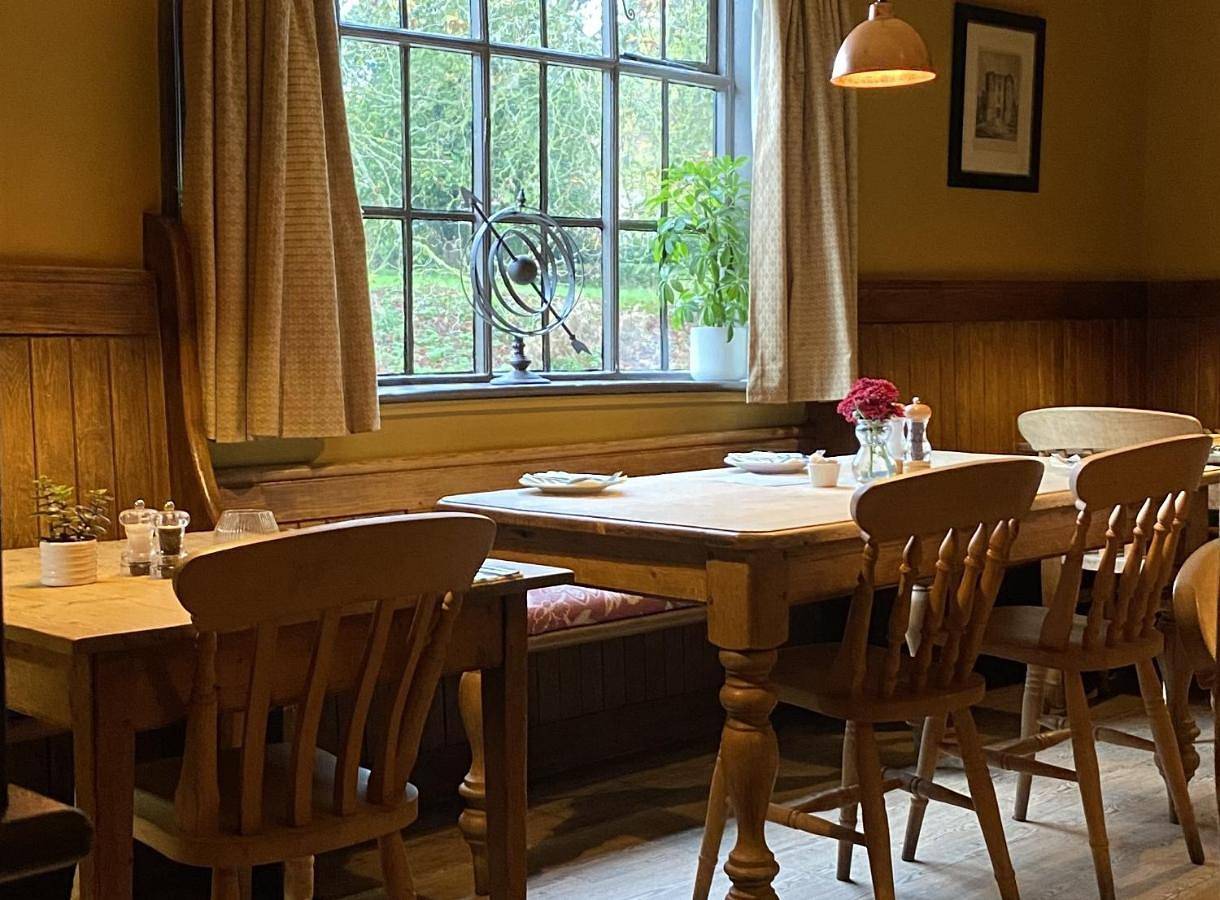 Standard King Room in Suffolk
