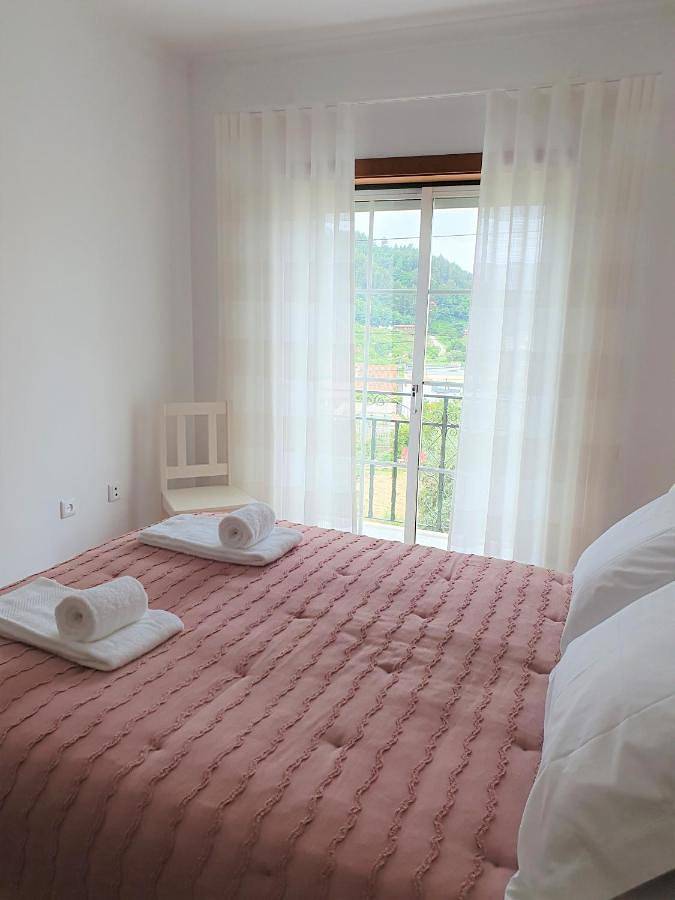 Apartamento de férias para 5 pessoas, com vista e varanda em Lousã