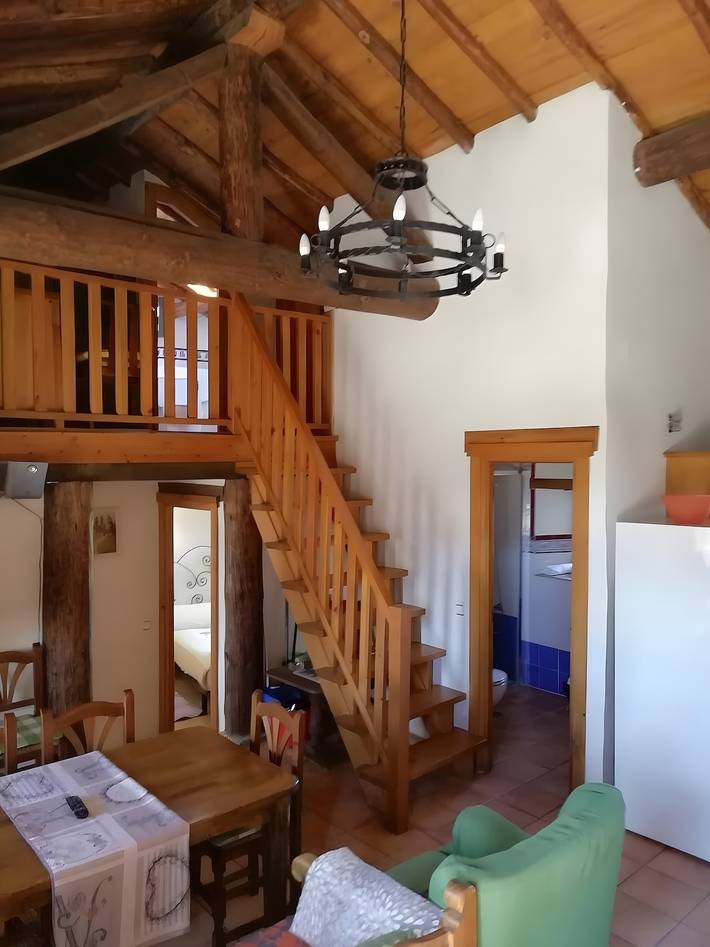 Casa rural 'La Pontezuela Abajo' con jardín compartido in Navarredonda de Gredos, Provincia de Ávila