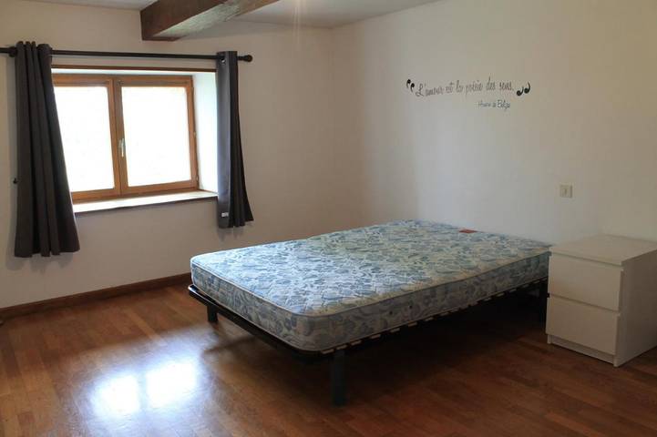 Location de vacances pour 10 personnes, avec jardin ainsi que piscine et vue, animaux acceptés à Farges-lès-Chalon - 4