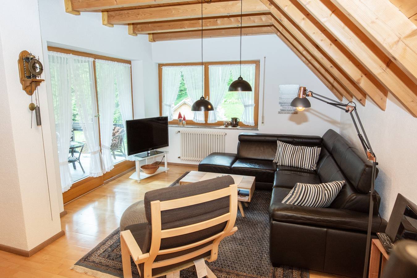 Ganze Wohnung, Apartment „Birgit“ mit Bergblick, privater Terrasse und Wlan in Schonach, Südschwarzwald