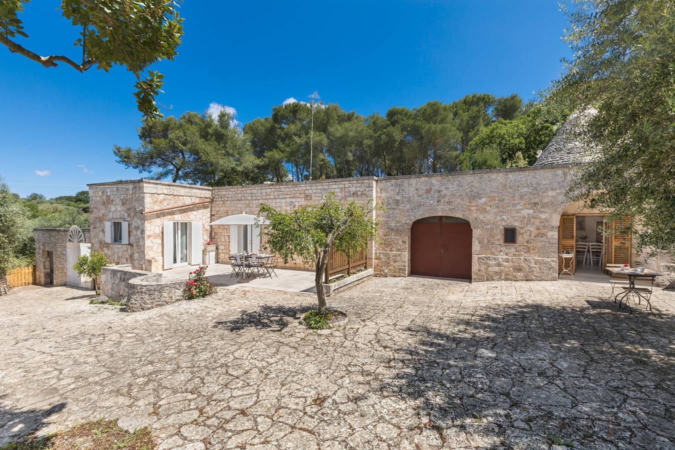 Trullo pour 8 personnes avec jacuzzi in Locorotondo, Province de Bari