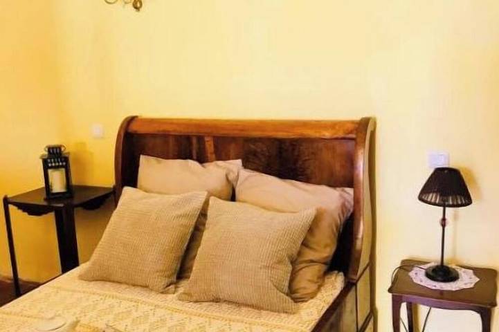 Entire apartment, Domaine Mas Pigné: Superior Double Room - Garden View in Sauve, Le Vigan region