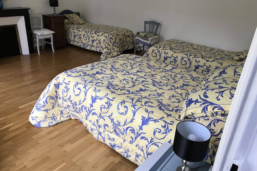 Appartement entier, Appartement équipé pour 2 à 8 personnes in Toulon-sur-Arroux, Région de Charolles