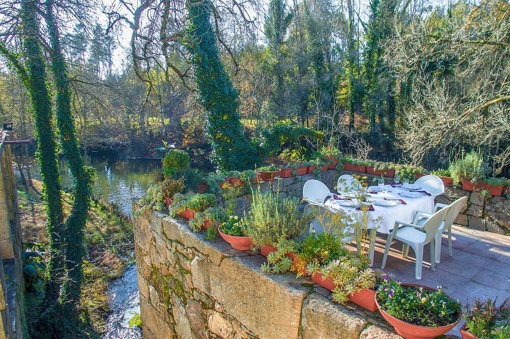 Azenha do Trigo in Bico, Braga District