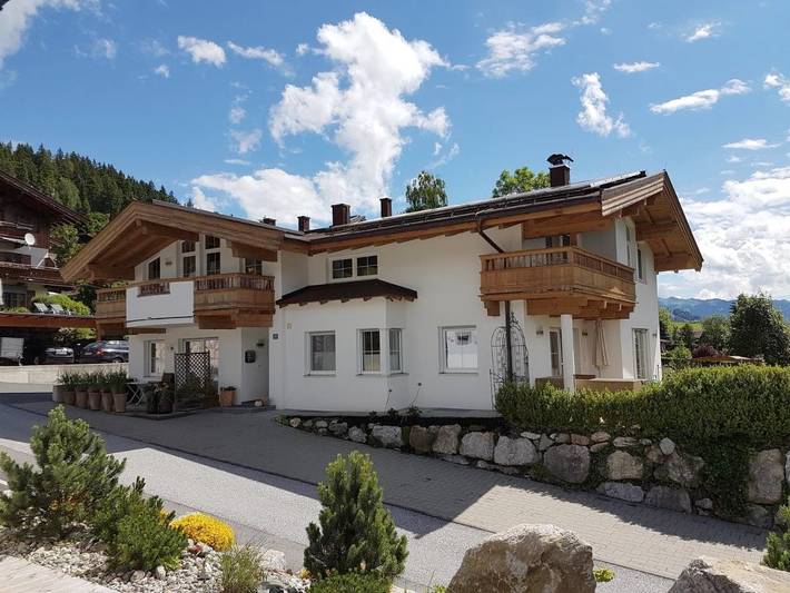 Ferienwohnung für 4 Personen, mit Terrasse und Ausblick in Brixen im Thale - 2