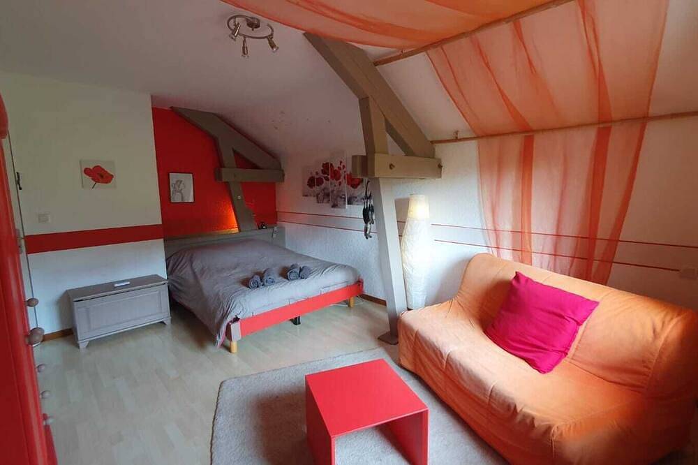 Chambre Coquelicot, 1 à 3, Voir 4 Personnes in Choisy, Annecy region