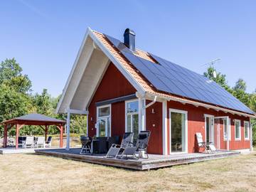 Ferienhaus für 6 Personen, mit Sauna und Seeblick sowie Garten in Blekinge