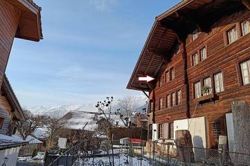 Gîte pour 4 personnes, avec jardin à Brienzwiler