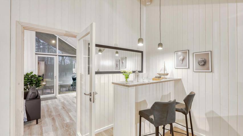 764 – Tolles Poolhaus für 16 Personen am Tramser See in Jesendorf, Nordwestmecklenburg (Wismar und Umgebung)