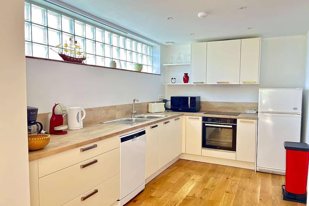 Casa T5 atípica renovada Pmr – Centro de Locmiquélic – Clasificada 2* in Locmiquélic, Côte des Mégalithes