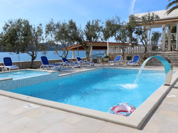 Holiday rental for 4 people, with Balcony and Terrace as well as Pool in Novalja