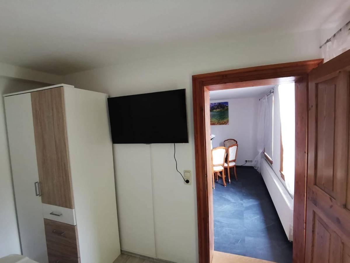 Ganze Wohnung, Two-Bedroom Apartment in Königsee-Rottenbach, Ostthüringen
