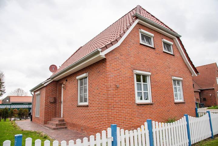 Ferienhaus für 8 Personen, mit Garten und Terrasse, kinderfreundlich in Krummhörn - 2