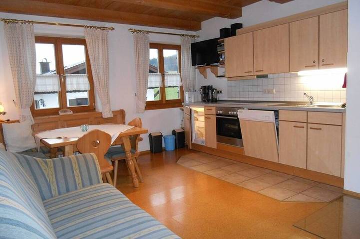 Hütte für 4 Personen, mit Balkon und Garten