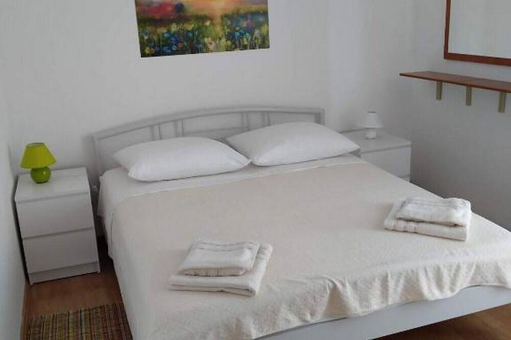 Ganze Wohnung, Apartments Blaža - Duplex Two Bedroom Apartment in Prvić Luka (Kroatische Adria), Prvić Luka