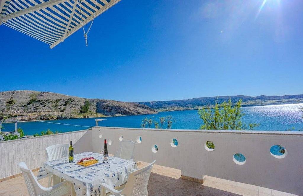 Appartamento intero, Appartamento di due stanze vicino alla spiaggia Metajna (Pago - Pag) -c in Metajna, Pag