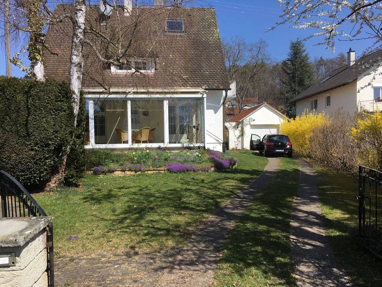 Dreimäderlhaus in Unteruhldingen, Obersee (Bodensee)