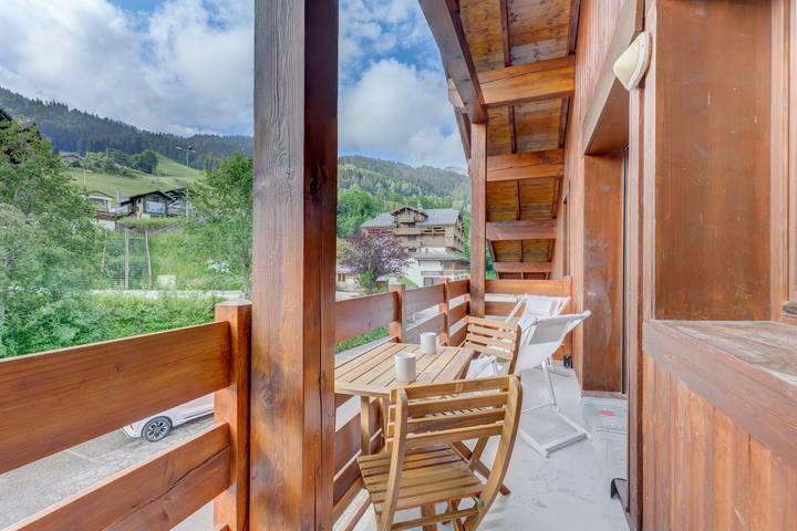 Gîte pour 8 personnes, avec balcon ainsi que sauna et piscine à Flumet - 2