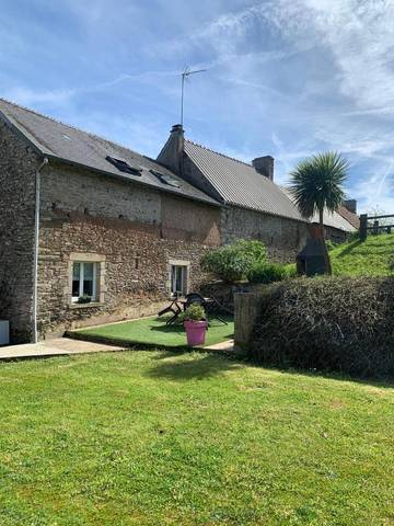 Gîte pour 5 personnes, avec jardin et vue à Quettehou