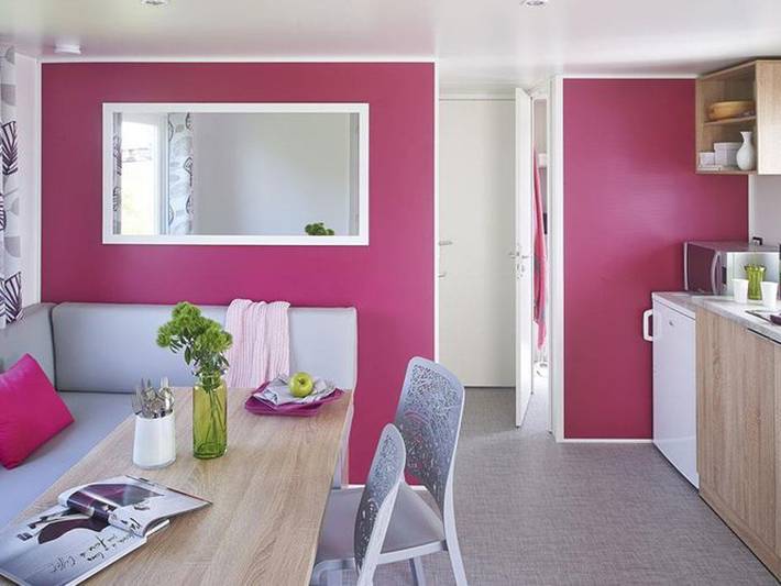 Camping pour 4 personnes, avec piscine et terrasse dans le Golfe du Morbihan