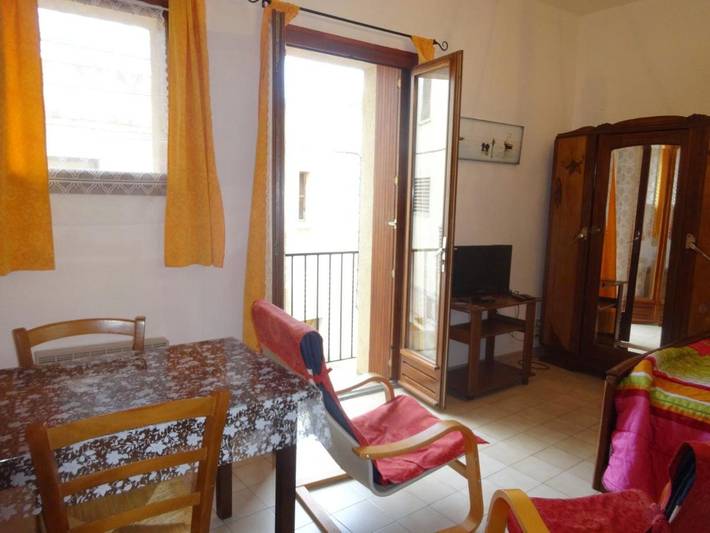 Gîte pour 2 personnes, avec vue et terrasse, animaux acceptés dans Office De Tourisme D Amelie Les Bains