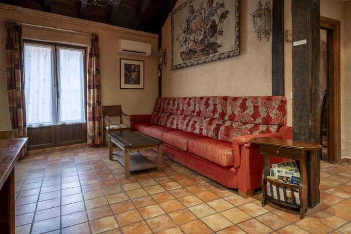 Casa rural para 12 personas, con balcón en Lerma - 2