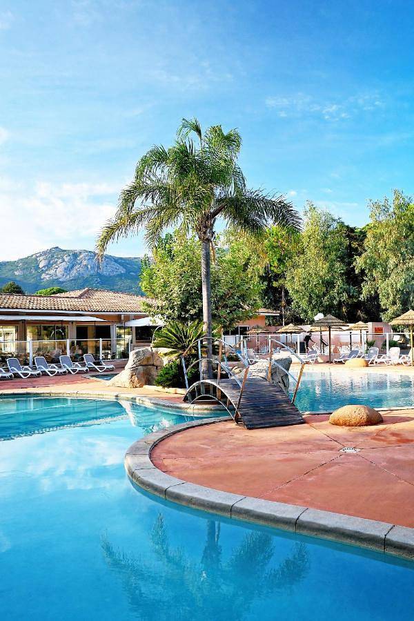 Camping für 2 Personen, mit Terrasse und Pool in Calvi - 4