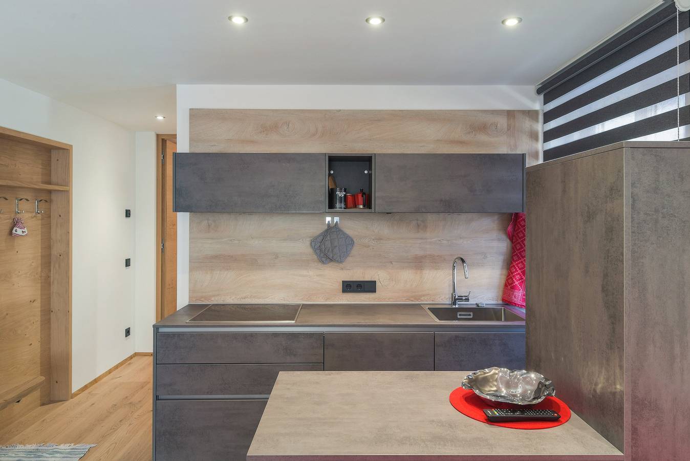 Ganze Wohnung, Moderne Ferienwohnung "Ulli" in der Nähe der Seilbahnen mit Bergblick & Wlan in Plan da Tieja, St. Christina in Gröden