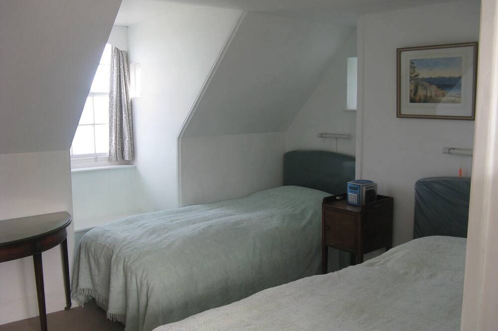 Wunderschönes Selbstversorgerhaus aus dem 18. Jahrhundert auf den Scilly-Inseln in Cornwall in Scilly-Inseln