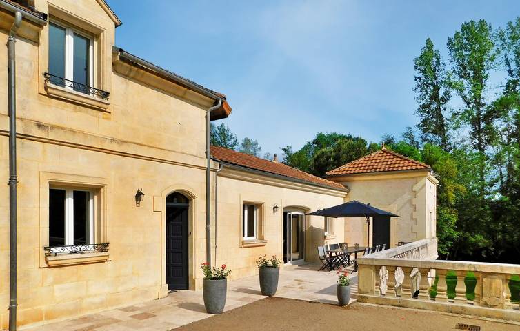 Location de vacances pour 10 personnes, avec terrasse, animaux acceptés dans Brantôme en Périgord - 2