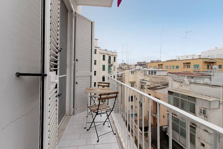 Appartamento intero, Appartamento 'Il Centro' con Balcone, Wi-Fi e Aria Condizionata in Bari, Provincia di Bari