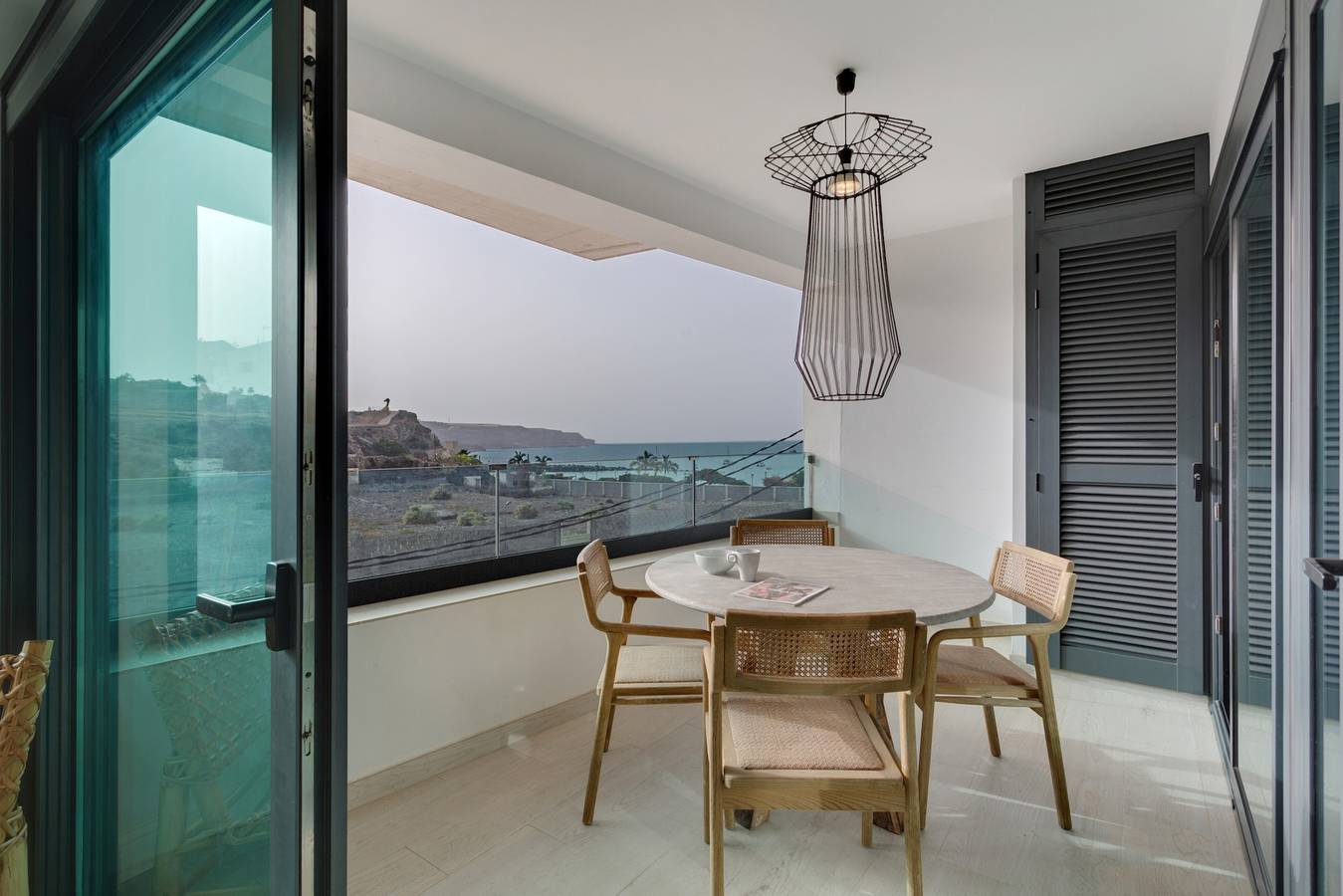 Ganze Wohnung, Ferienwohnung 'Obsidian San Juan Beach View' mit Meerblick, Balkon und Wlan in Playa San Juan, Guía de Isora