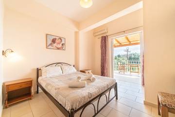 Apartment for 2 People in Paleokastritsa, Corfu, Photo 2