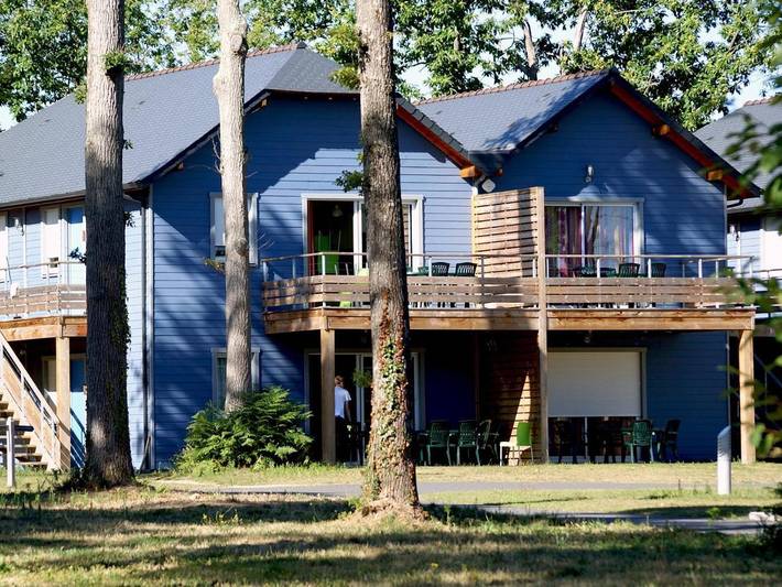 Gîte pour 4 personnes, avec piscine et balcon, animaux acceptés à Chaveignes