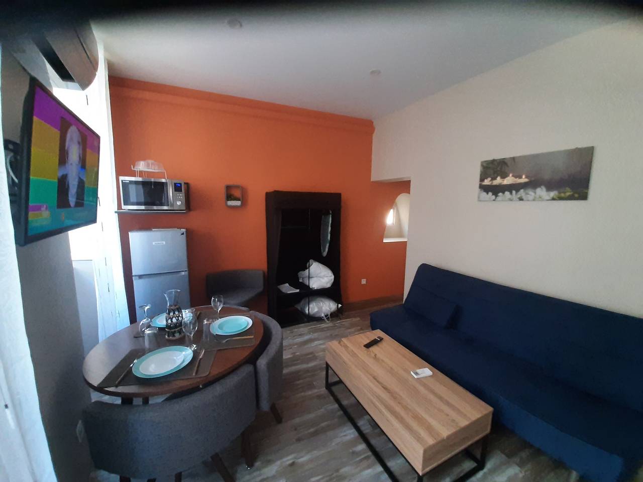 Appartement entier, Appartement '106 - T2 Cosy' avec Wi-Fi et Climatisation in Bourg-Saint-Andéol, Privas