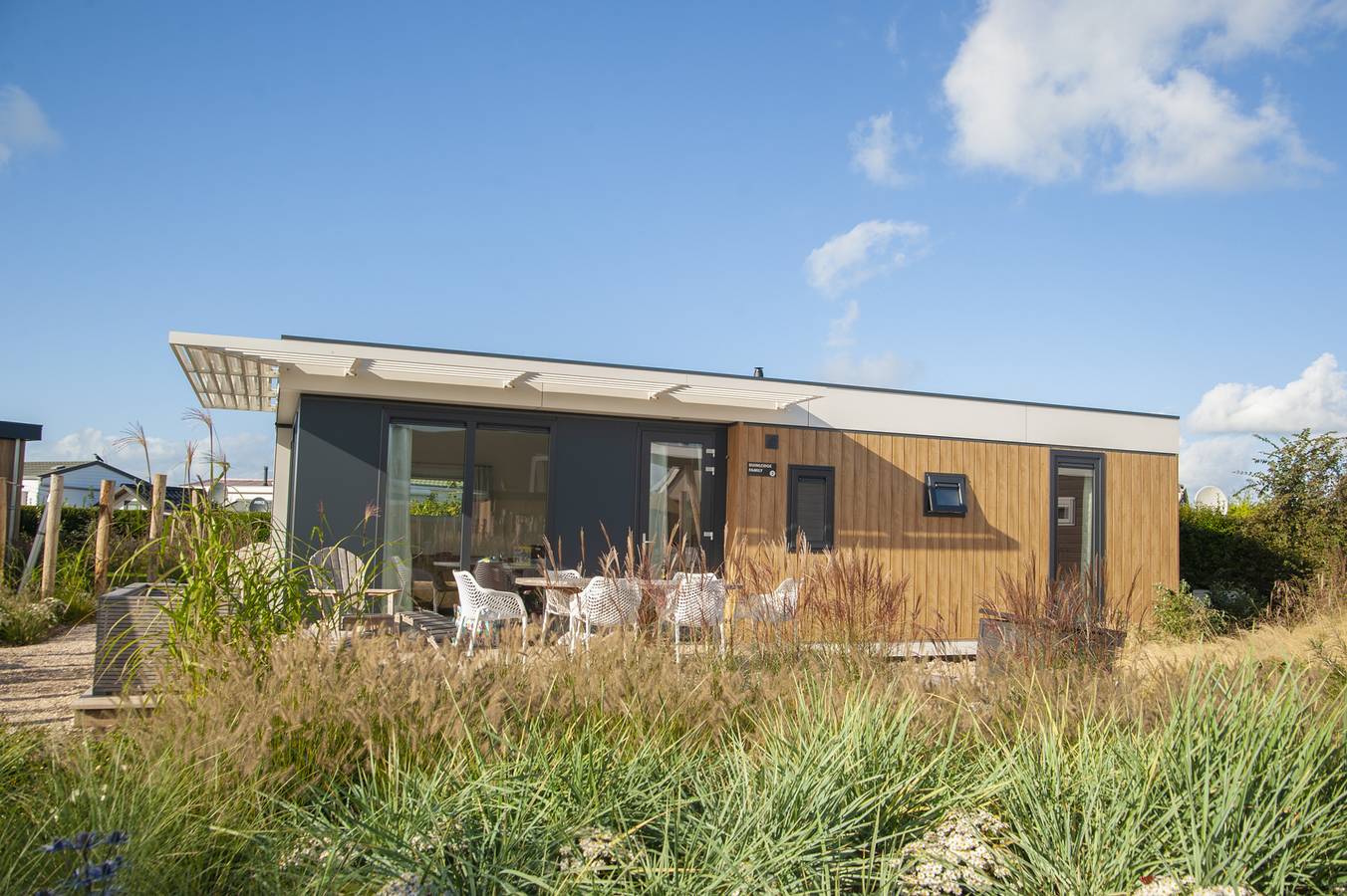 Camping Zonneweelde — Duin Lodge Family 6 Personen  in Nieuwvliet, Zeeuwse Kust