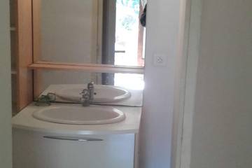 Gîte pour 4 Personnes dans Maubec, Parc naturel régional du Luberon, Photo 2