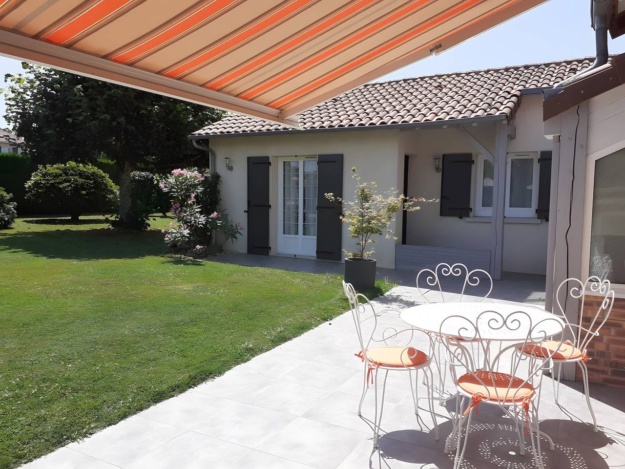 Suite « Agapanthe » con desayuno incluido en plena naturaleza cerca de Limoges in Feytiat, Región de Limoges