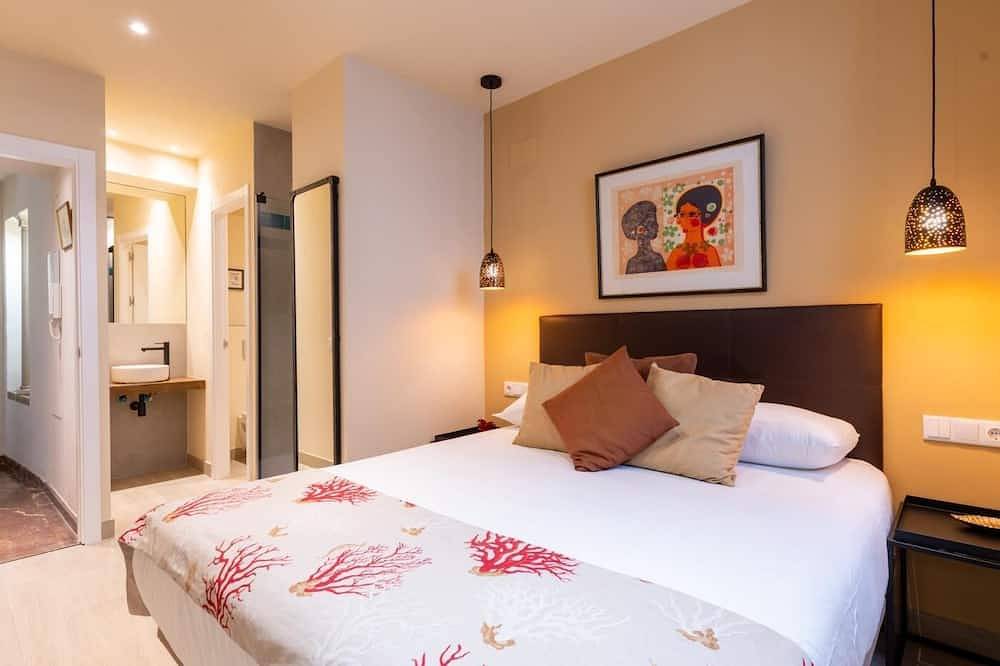 Holi-Rent Pimienta Santa Cruz. in Casco Antiguo, Sevilla