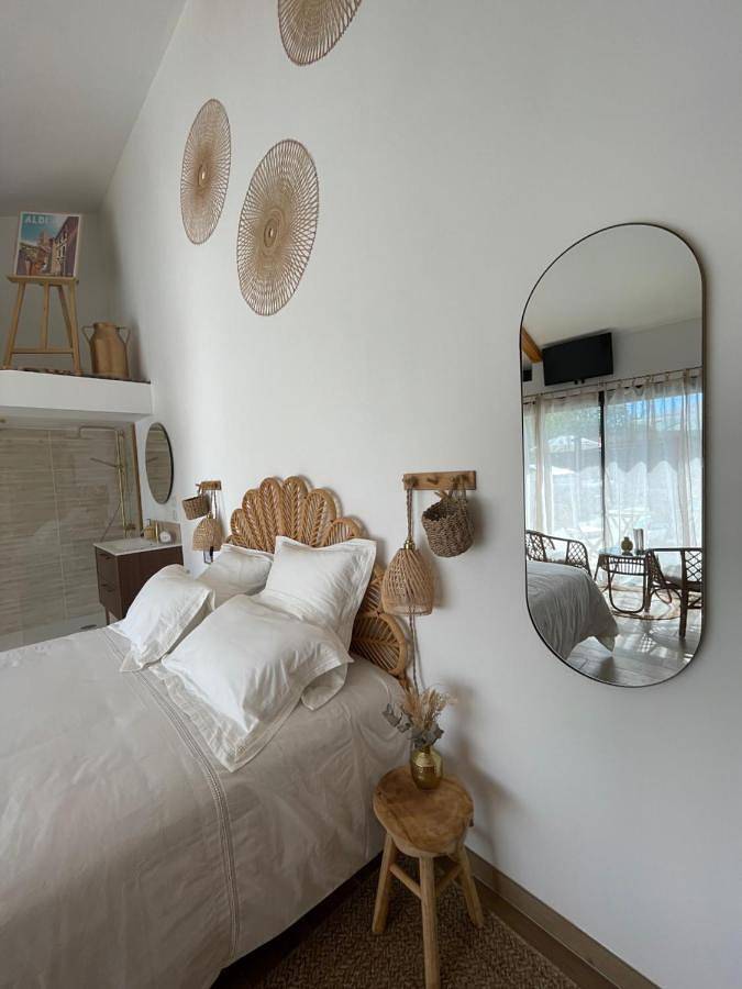 Chambre d’hôte pour 2 personnes, avec piscine et jacuzzi ainsi que sauna et jardin dans le Tarn - 4