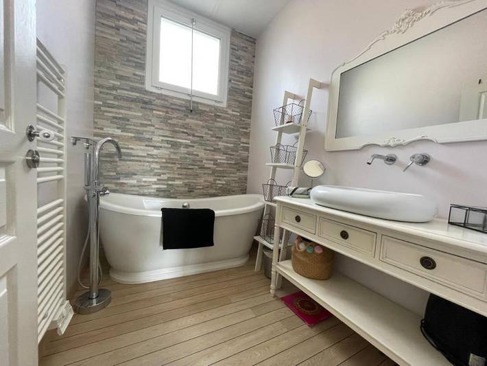 Gîte pour 4 personnes, avec jardin ainsi que vue et terrasse à Déville-lès-Rouen - 4