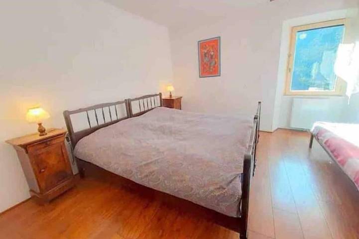 Location de vacances pour 14 personnes, avec jardin à Nohèdes - 2