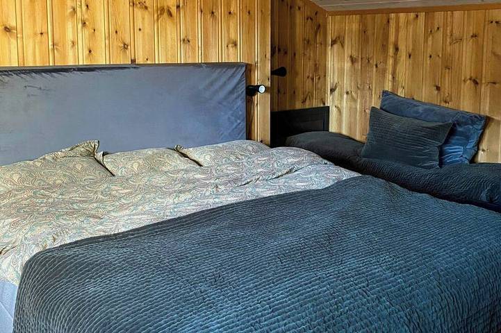 Berghütte am Ende einer ruhigen Straße bei Tisleia in Nord-Aurdal