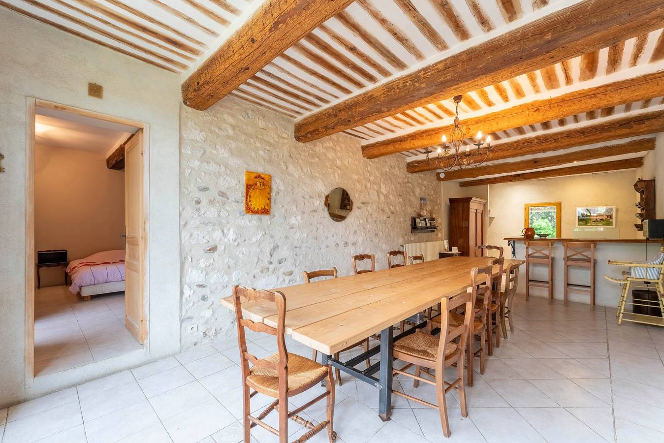 Maison de vacances 'Le Mas Saint Pierre' avec terrasse privée, jardin privé et Wi-Fi in Cabannes, Région d'Arles
