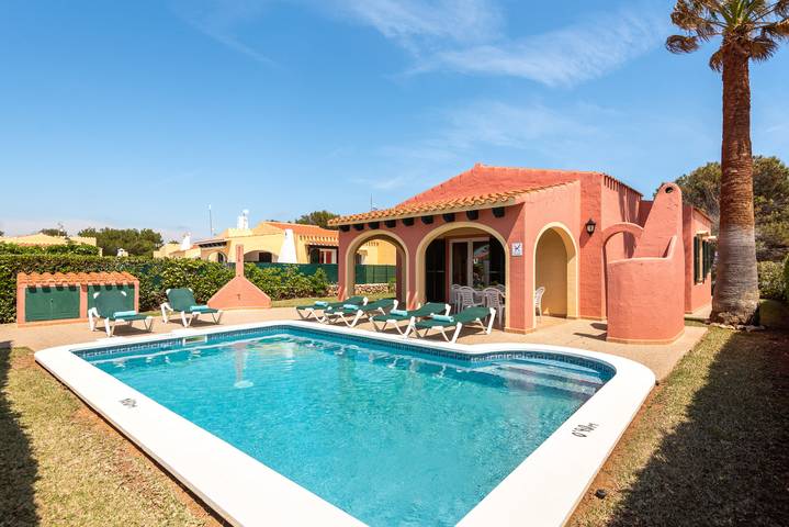 Casa de vacaciones para 6 personas, con Terraza y Jardín en Cap d'Artrutx