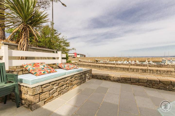 Gîte pour 6 personnes, avec Terrasse et Vue à Flamanville - 3