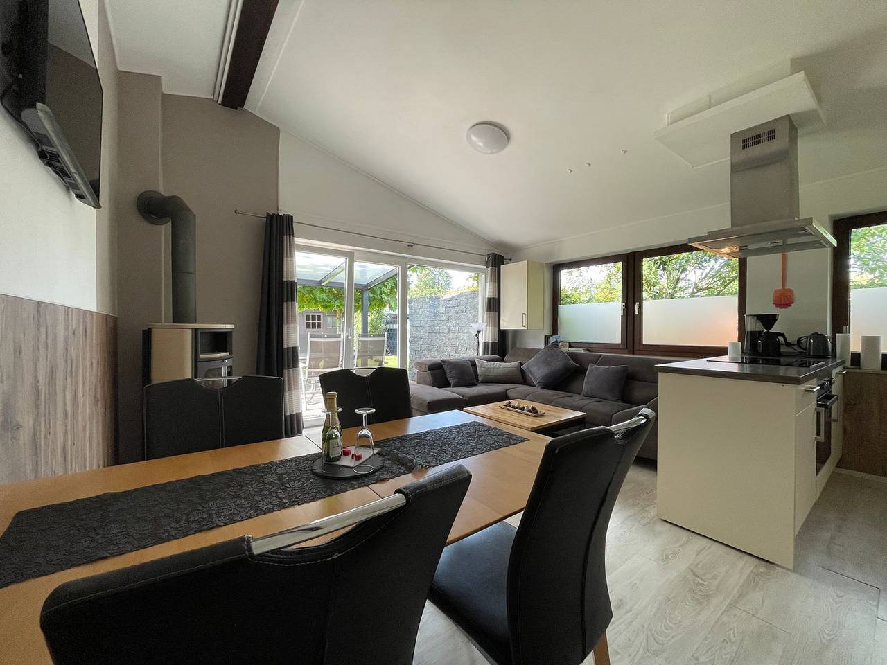 "Erleben Sie unvergessliche Tage in dem ländlichen Ferienhaus Wacholderbusch" in Wettringen, Emsland